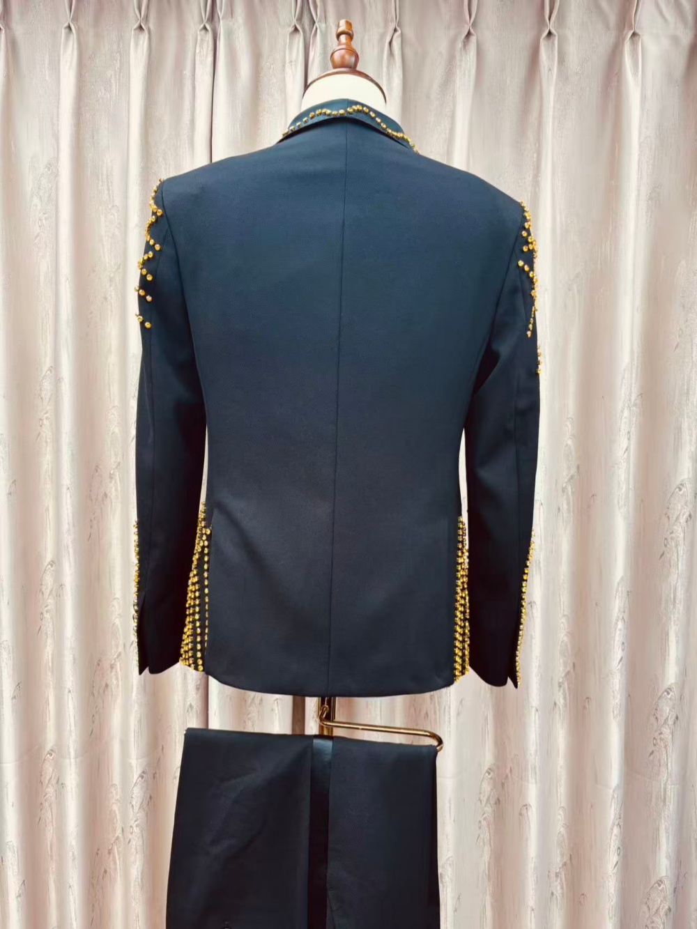 Man Exquisite Beaded Suit Set  - Men Formal Wear Clothes ulasan dan harga